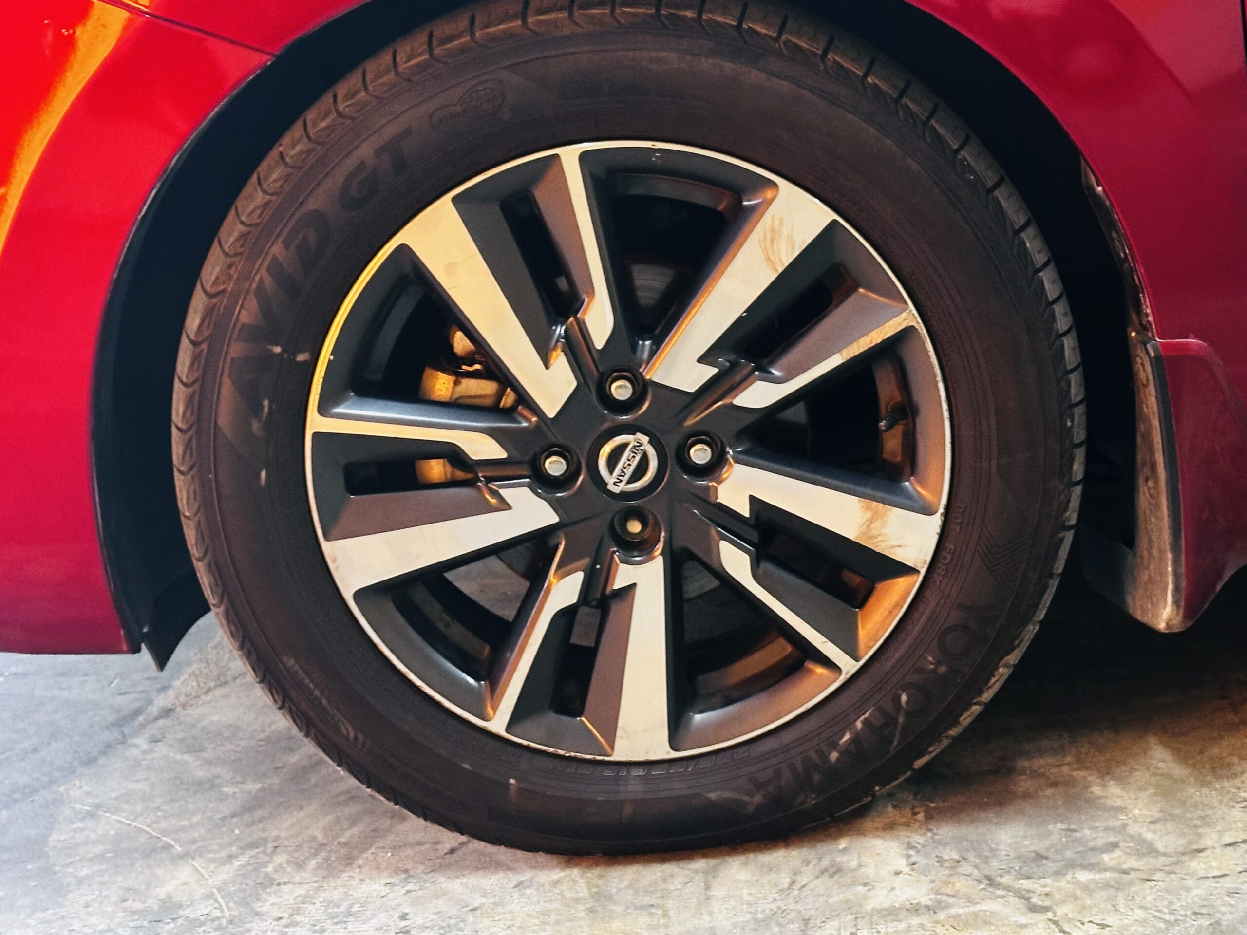 2021 Nissan Versa Sedan SV - Photo 10