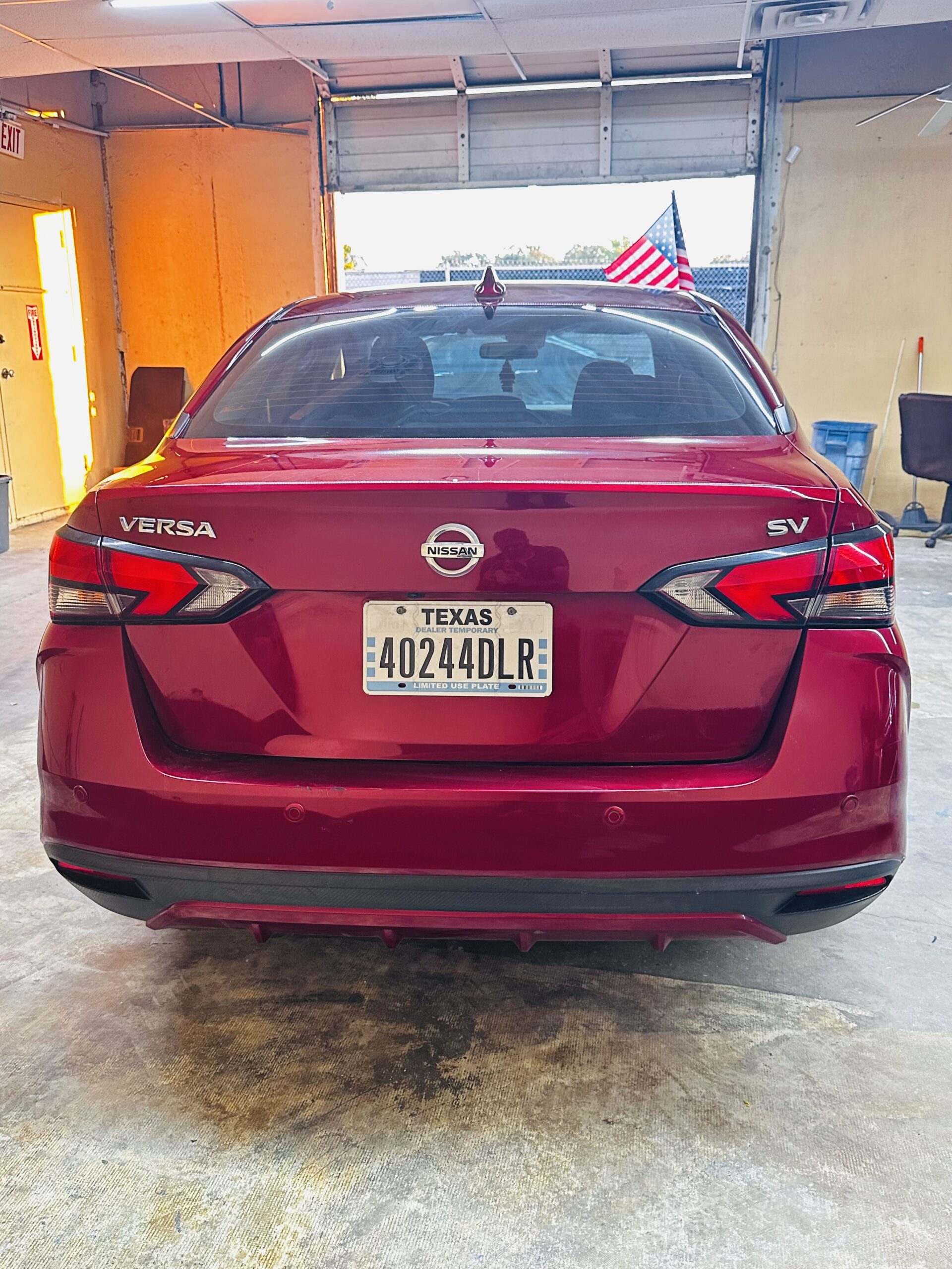 2021 Nissan Versa Sedan SV - Photo 7