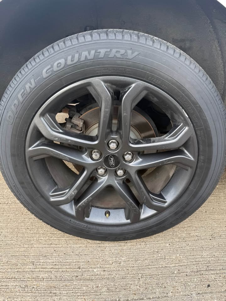 2018 Ford Edge SEL - Photo 13