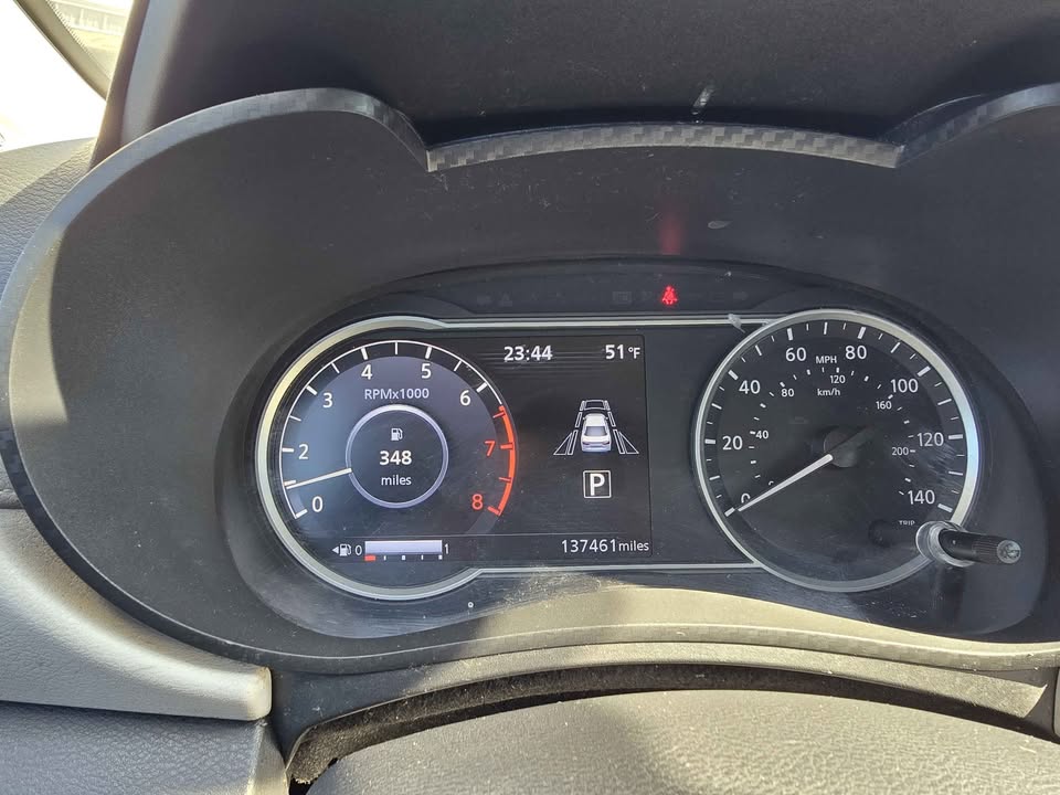 2021 Nissan Versa Sedan SV - Photo 15