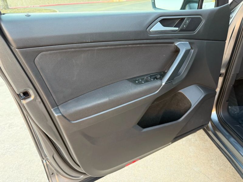 2020 Volkswagen Tiguan S - Photo 8